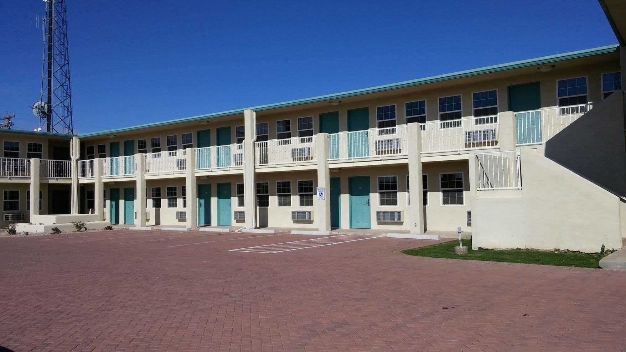 Arizona Sunset Inn&Suites Willcox Exterior foto